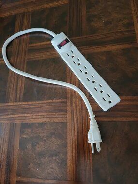 Surge Protector Flat Plug Power Strip Extension Cord 6 Plugs